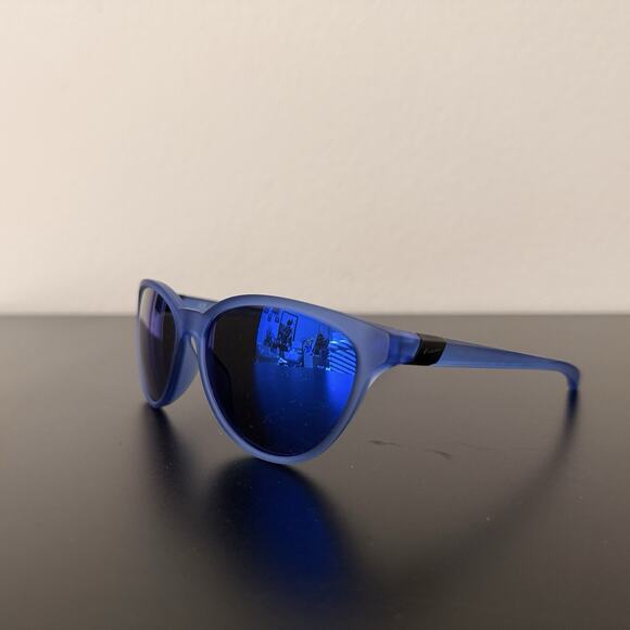 Nike Women\'s Cat Eye Sunglasses Blue Plastic Frame Blue Mirrored Lens main image 4